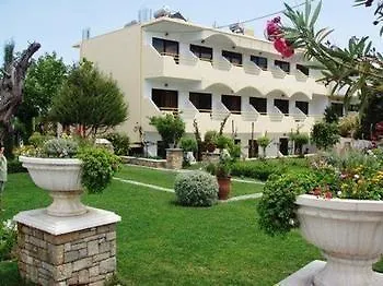 Vera 2* Φαληράκι