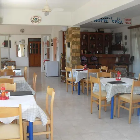 Vera Φαληράκι